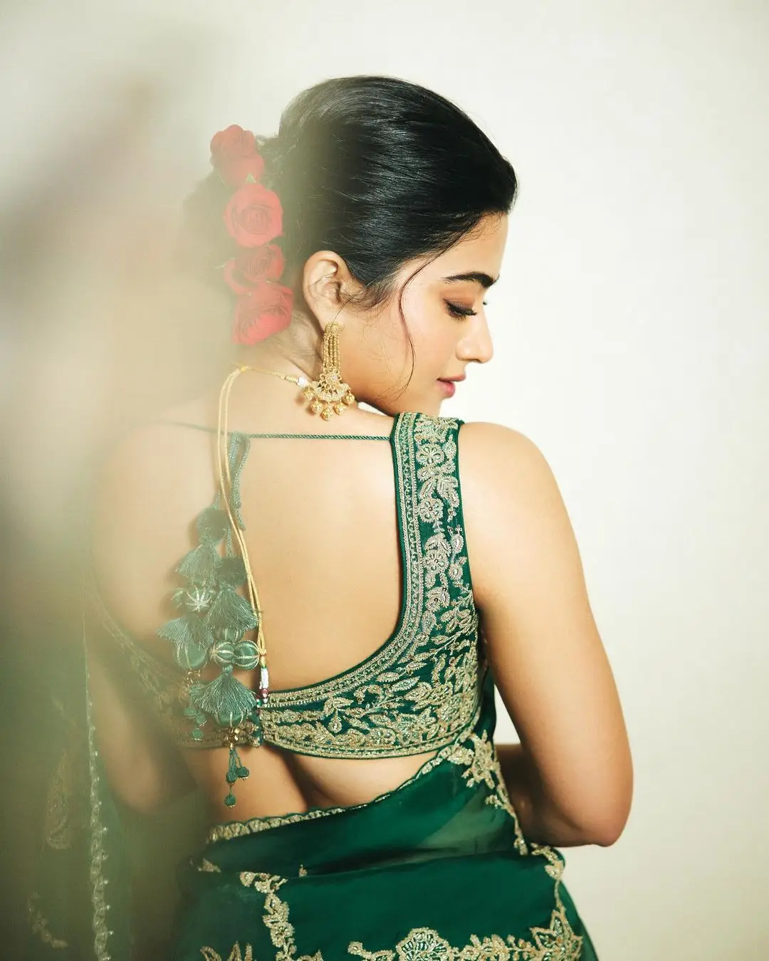 Rashmika Mandanna In Green Saree Sleeveless Blouse